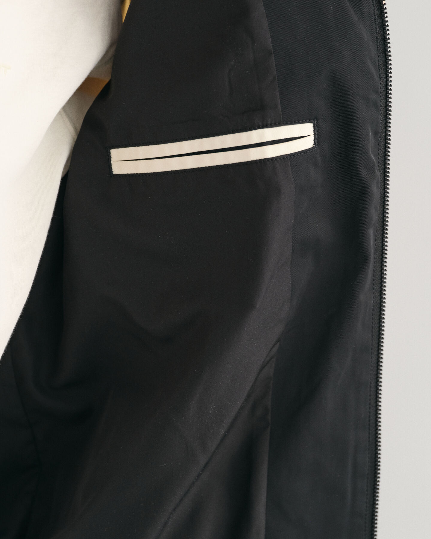 Kevyt GANT Varsity Jacket ‑takki