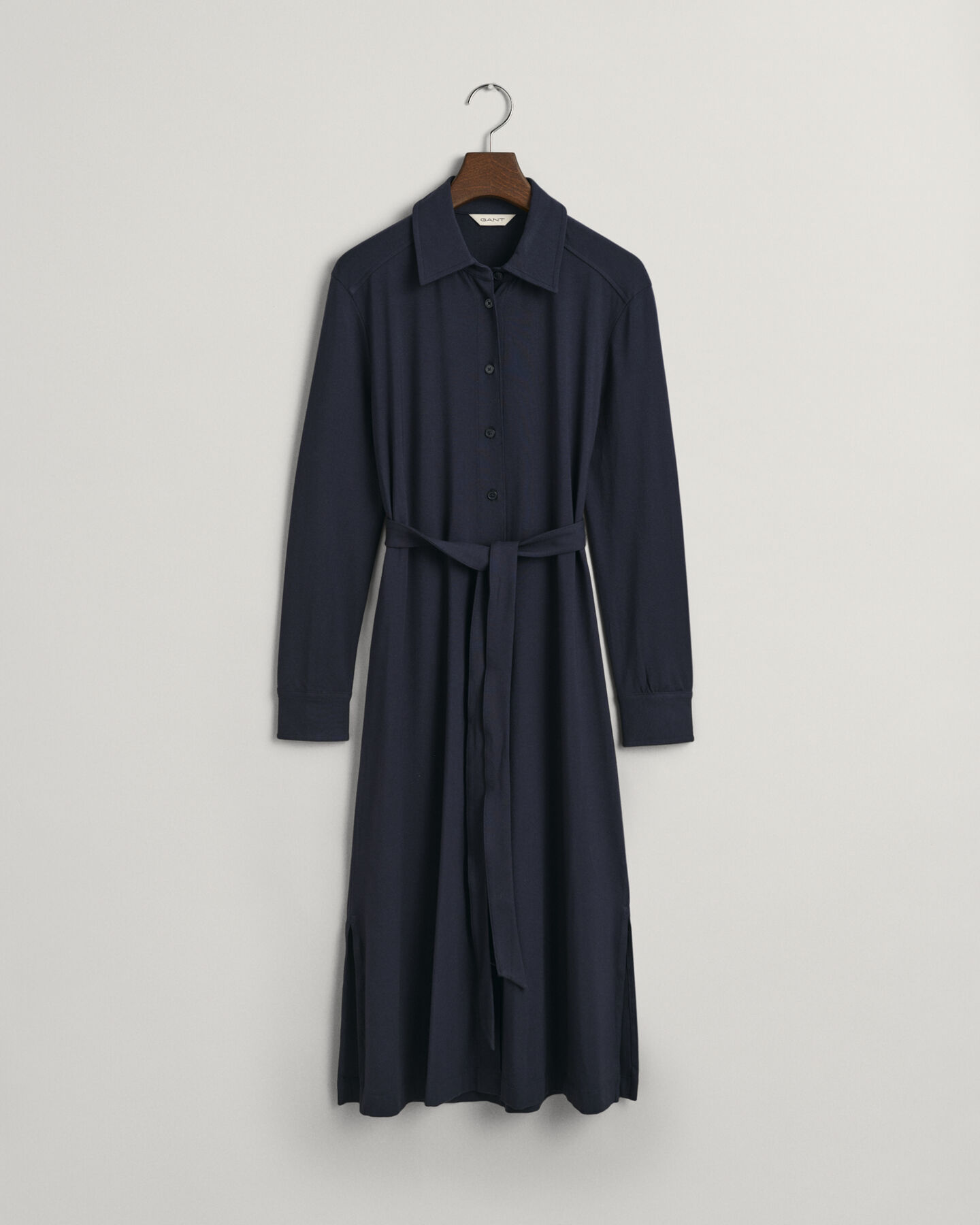 Slim&nbsp;fit ‑mitoitettu paitamekko jerseyneulosta