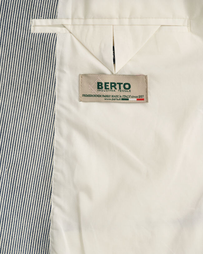 Oversized fit ‑mitoitettu raidallinen kaksirivinen bleiseri