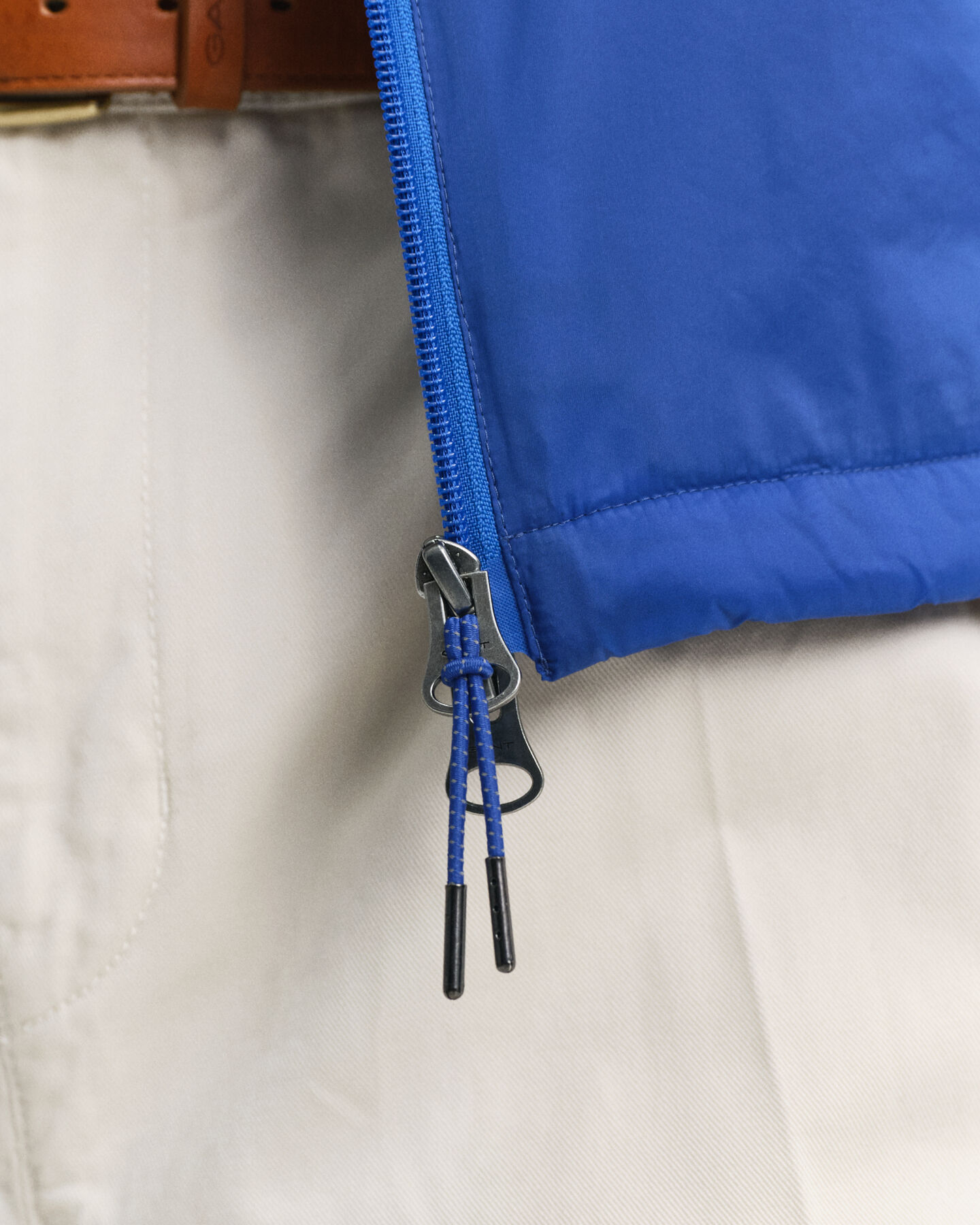 Kevyesti topattu takki