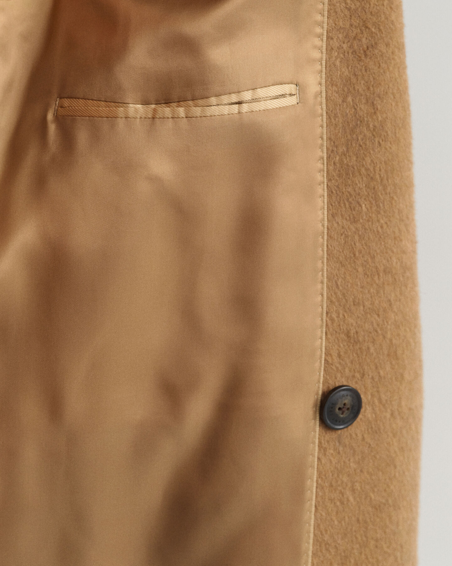 Oversized fit ‑mitoitettu villakangastakki