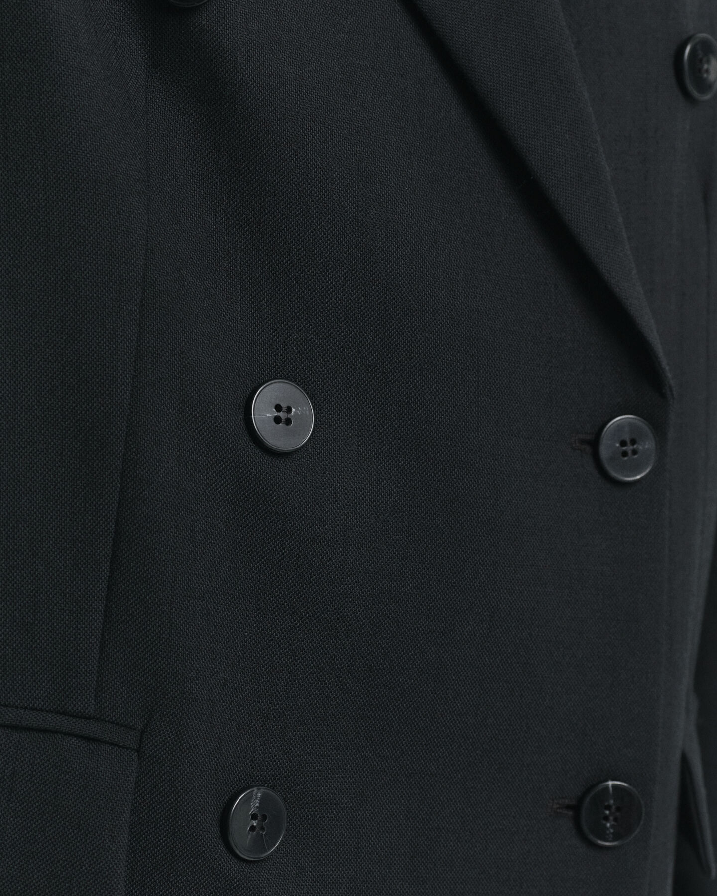 Relaxed fit ‑mitoitettu kaksirivinen Hopsack-villasekoitebleiseri