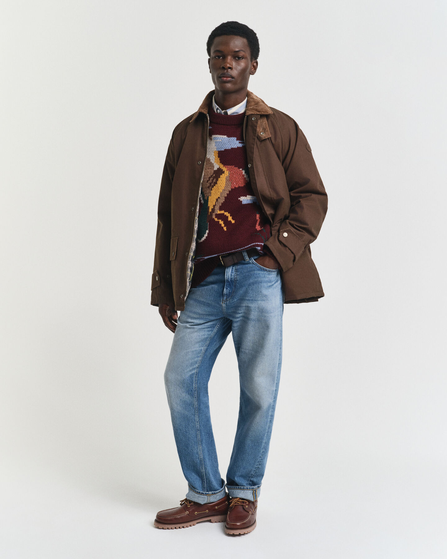 Lintukuvioinen neulepusero, pyöreä pääntie