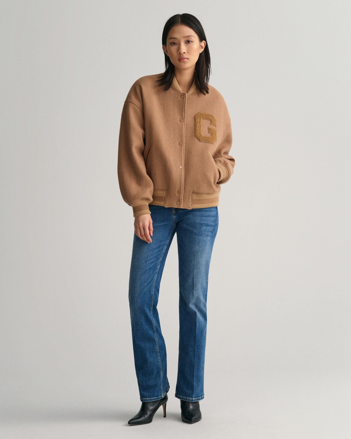 Villatvillikankainen GANT Varsity Jacket ‑takki