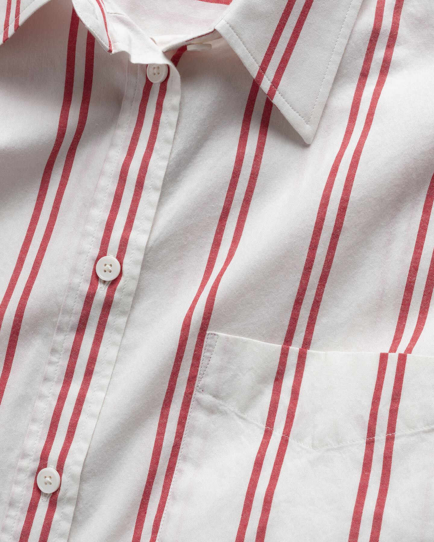 Oversized&nbsp;fit ‑mitoitettu raitapaita