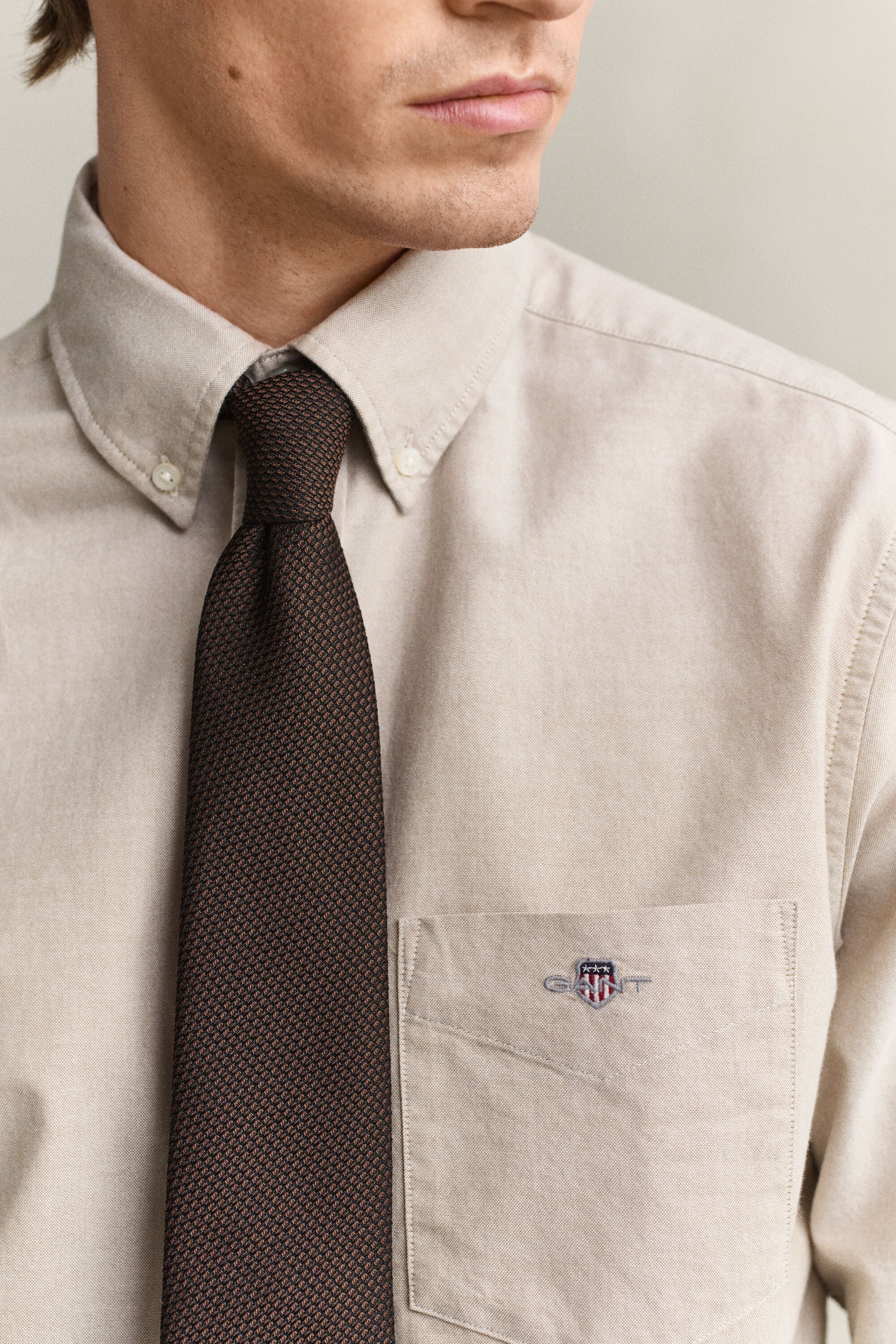 Regular fit ‑mitoitettu klassinen oxford-paita