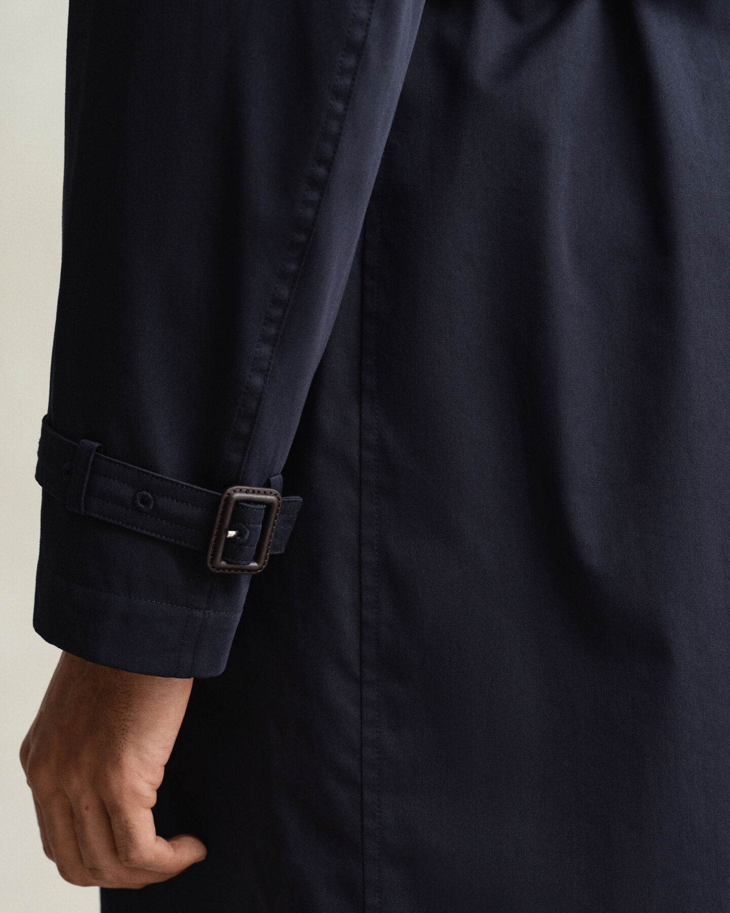 Puuvillasekoitteinen trenssitakki