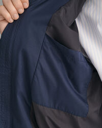 Kevyt Hampshire-takki