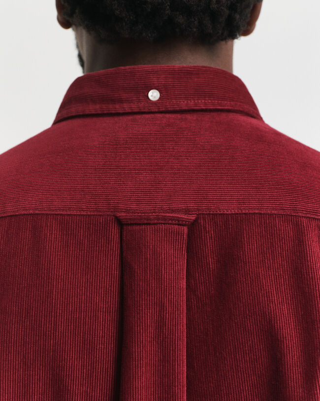 Regular fit ‑mitoitettu puuvillainen vakosamettipaita