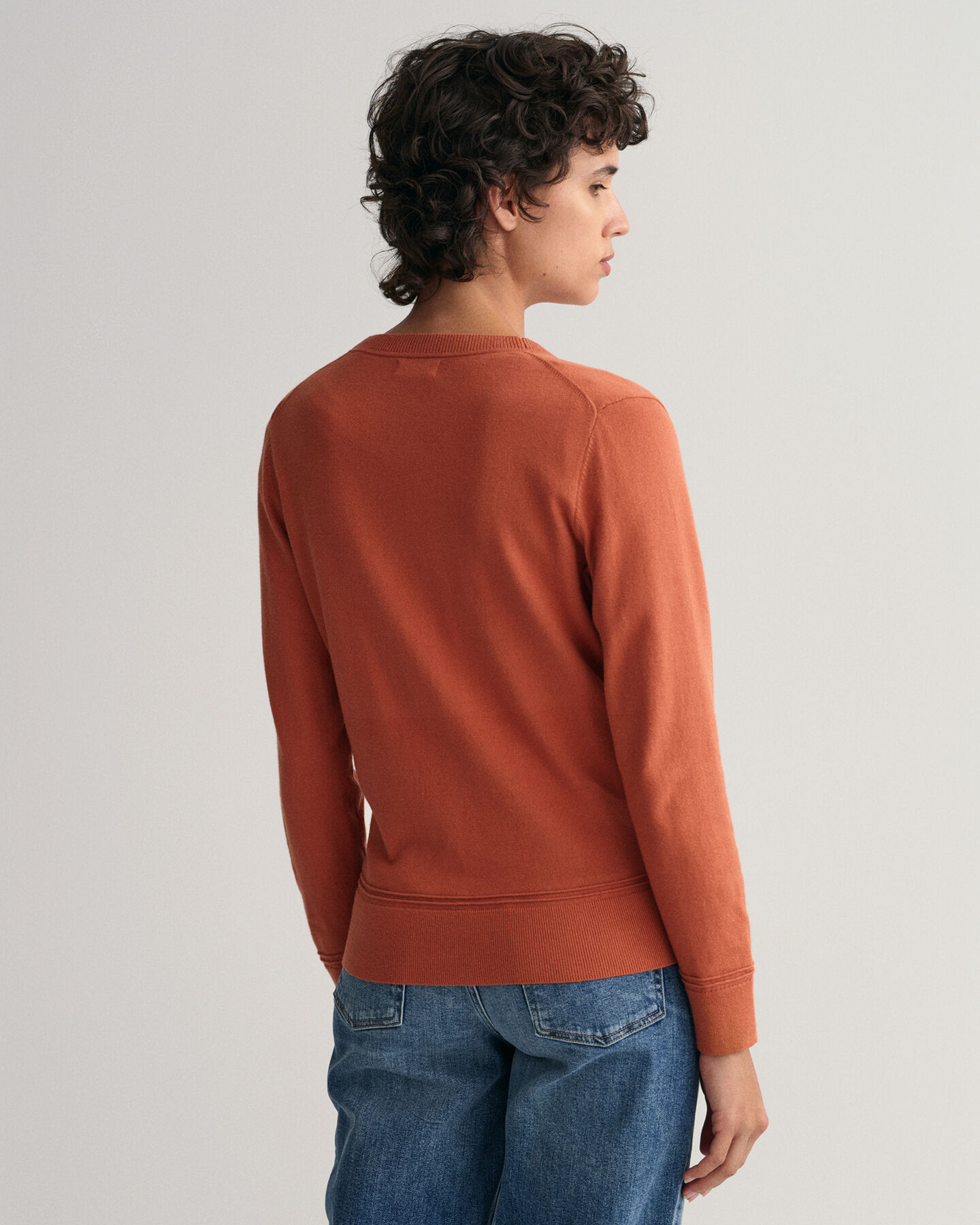 Keve&auml; puuvillaneuletakki, v‑p&auml;&auml;ntie