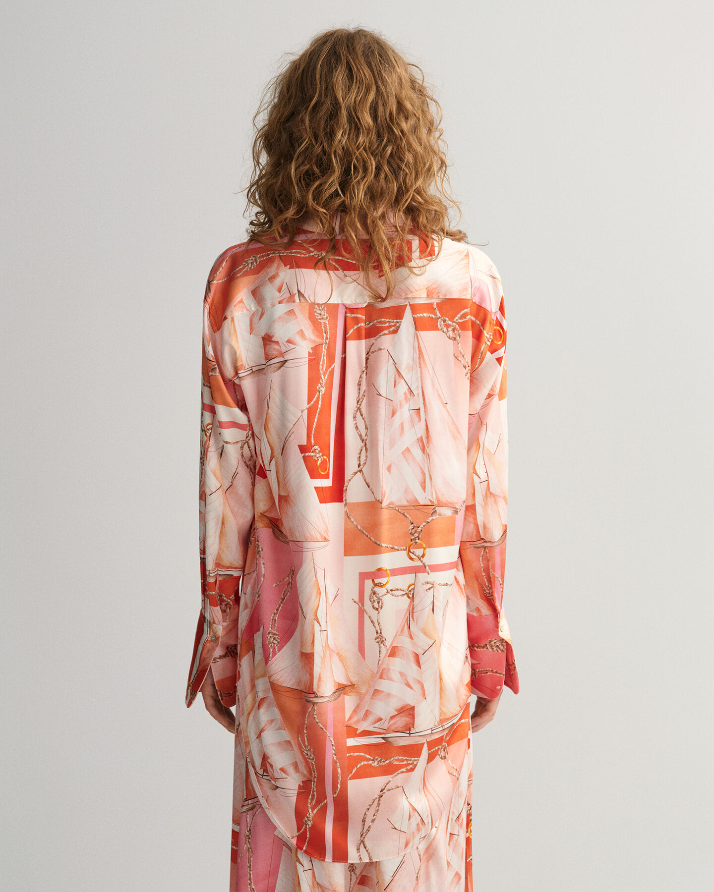 Relaxed fit ‑mitoitettu printtikuvioitu Sailing-silkkipaita