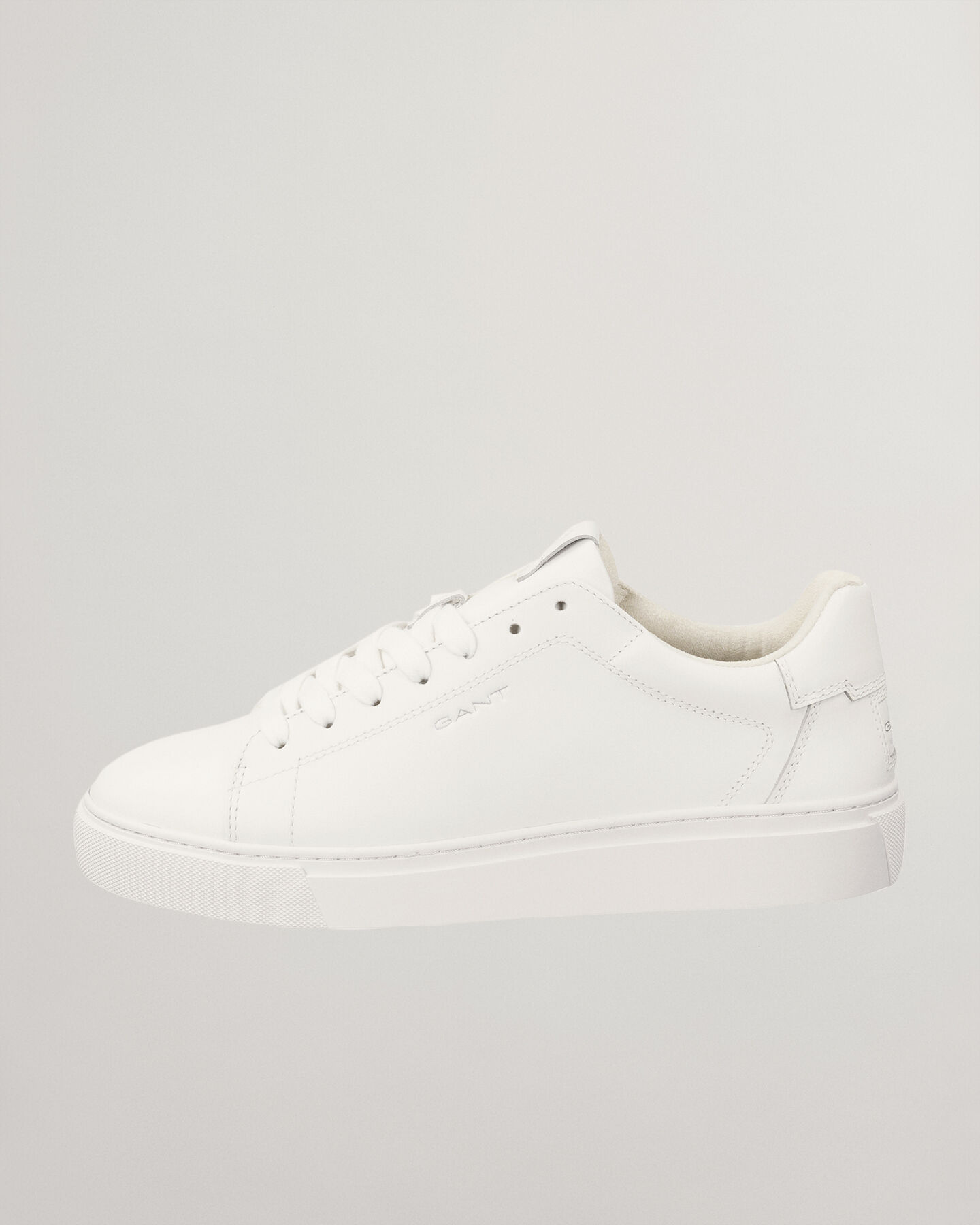 Mc Julien ‑tennarit