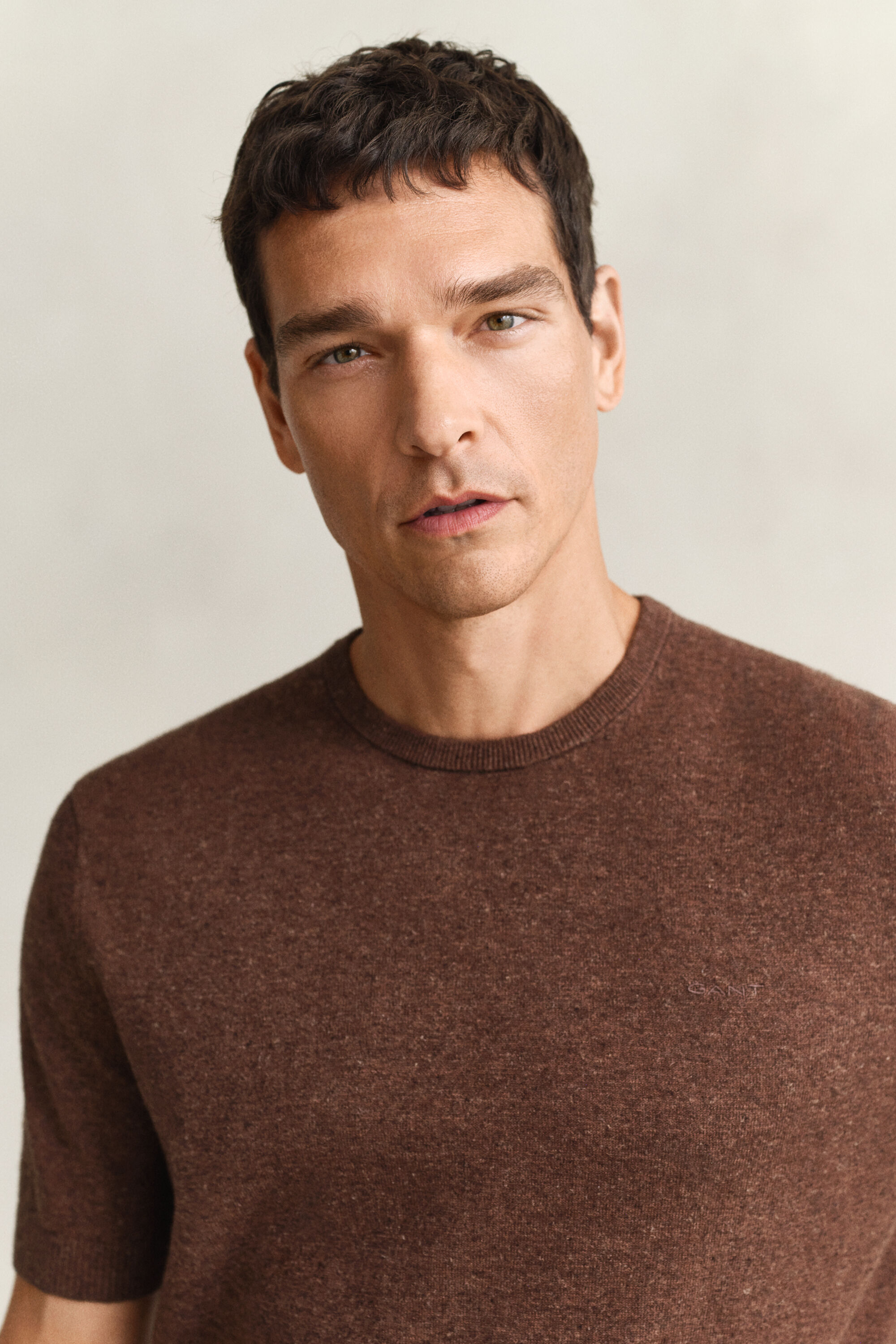 Lyhythihainen neulepusero slub-puuvillasekoitetta