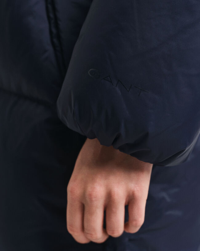 Kokopitkä untuvatakki