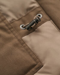 Topattu flanellikankainen maastotakki