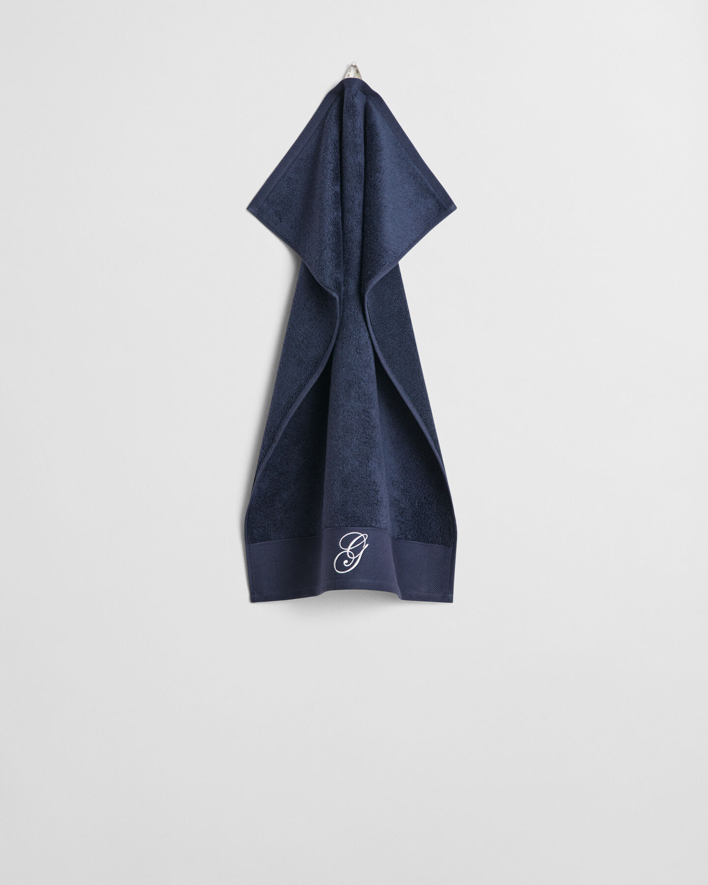 Kirjailtu pyyhe (30 cm x 50 cm)