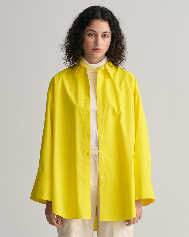 Oversized fit ‑mitoitettu paita leveillä kalvosimilla