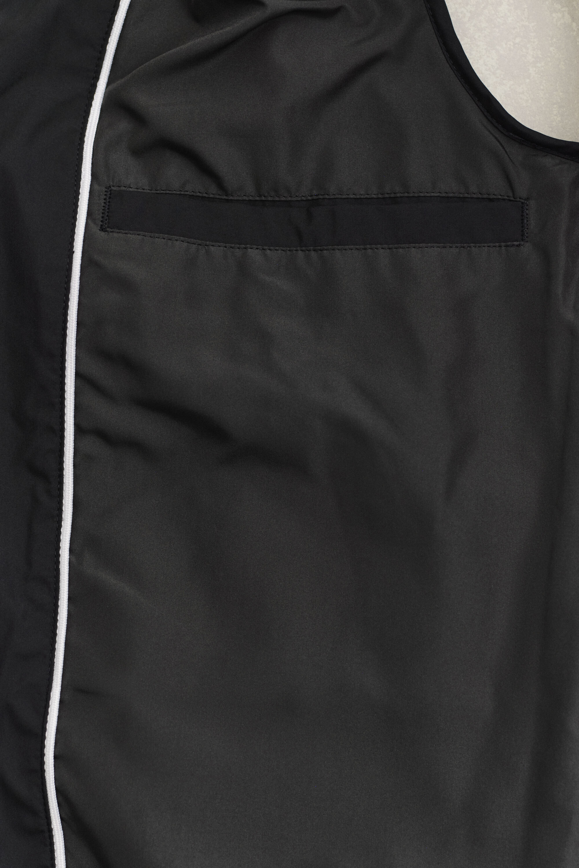 Windcheater-tikkiliivi