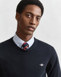 Klassinen puuvillaneulepusero, pyöreä pääntie