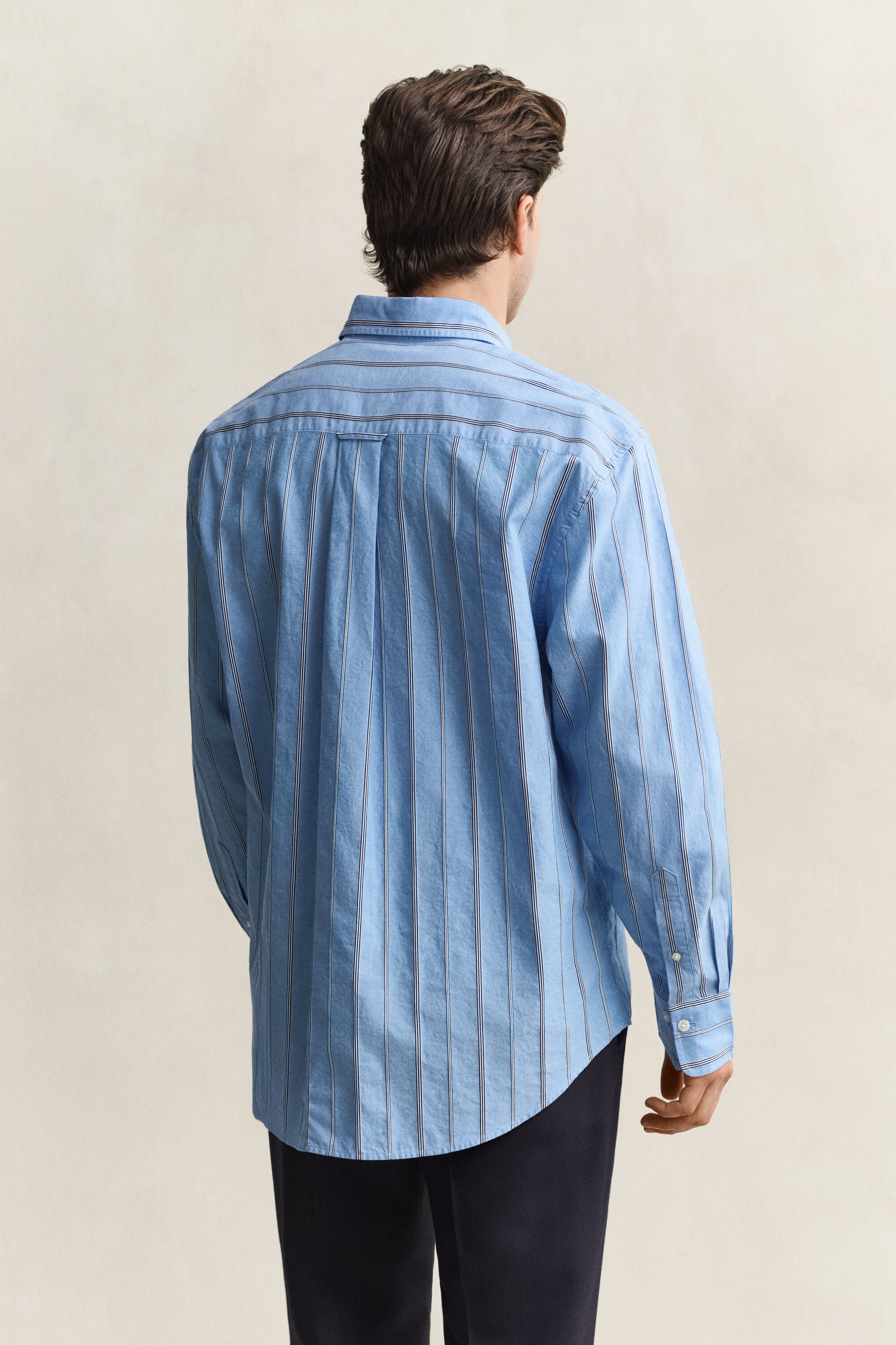Dobby-raidallinen relaxed fit ‑mitoitettu paita