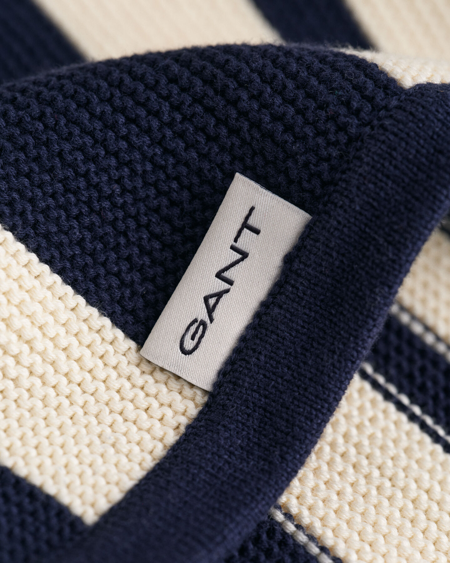 Baby-malliston Breton-raidallinen viltti