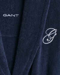 Kirjailtu kylpytakki