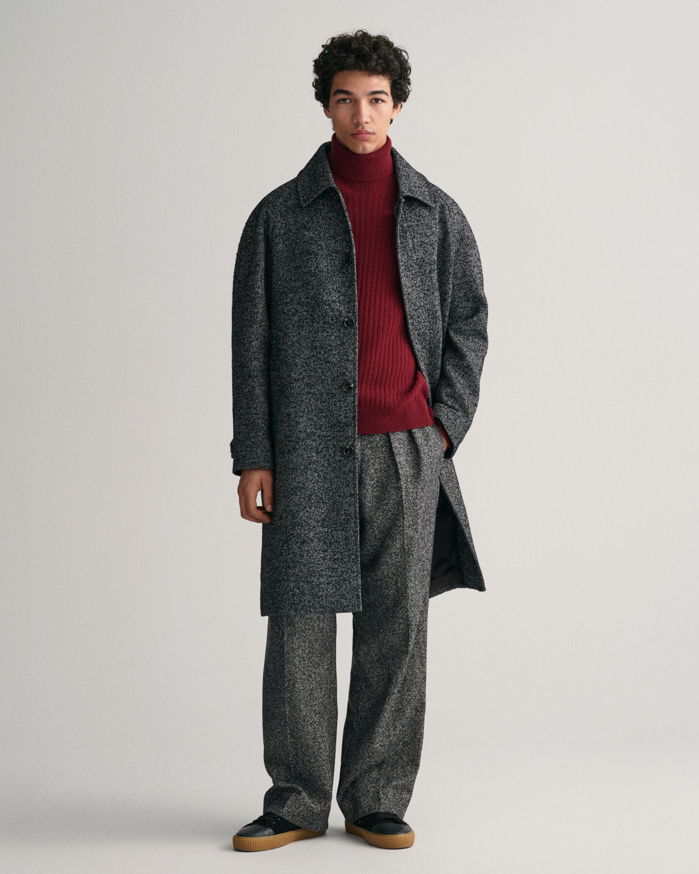 Kohopintainen pooloneule