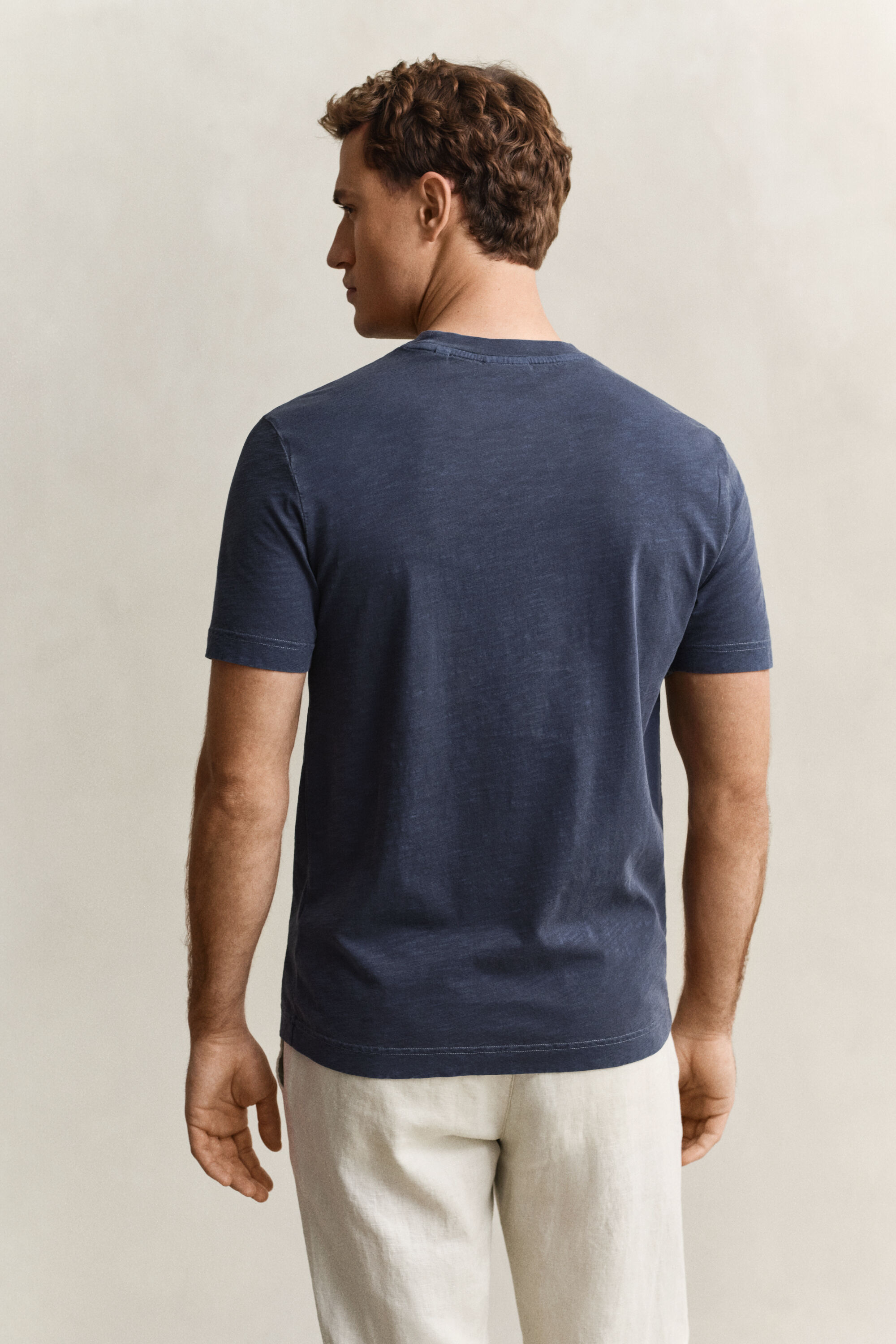 Pesukäsitelty t‑paita