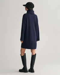 Lounge-pooloneulemekko