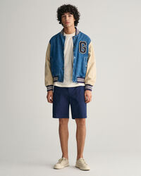 Regular fit ‑mitoitetut puuvilla-pellavashortsit