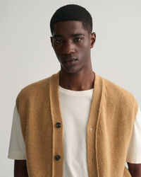 Pehmeä napitettava villaliivi