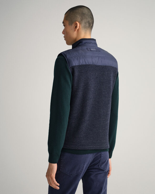 Kevyesti topattu Mixed Media -liivi