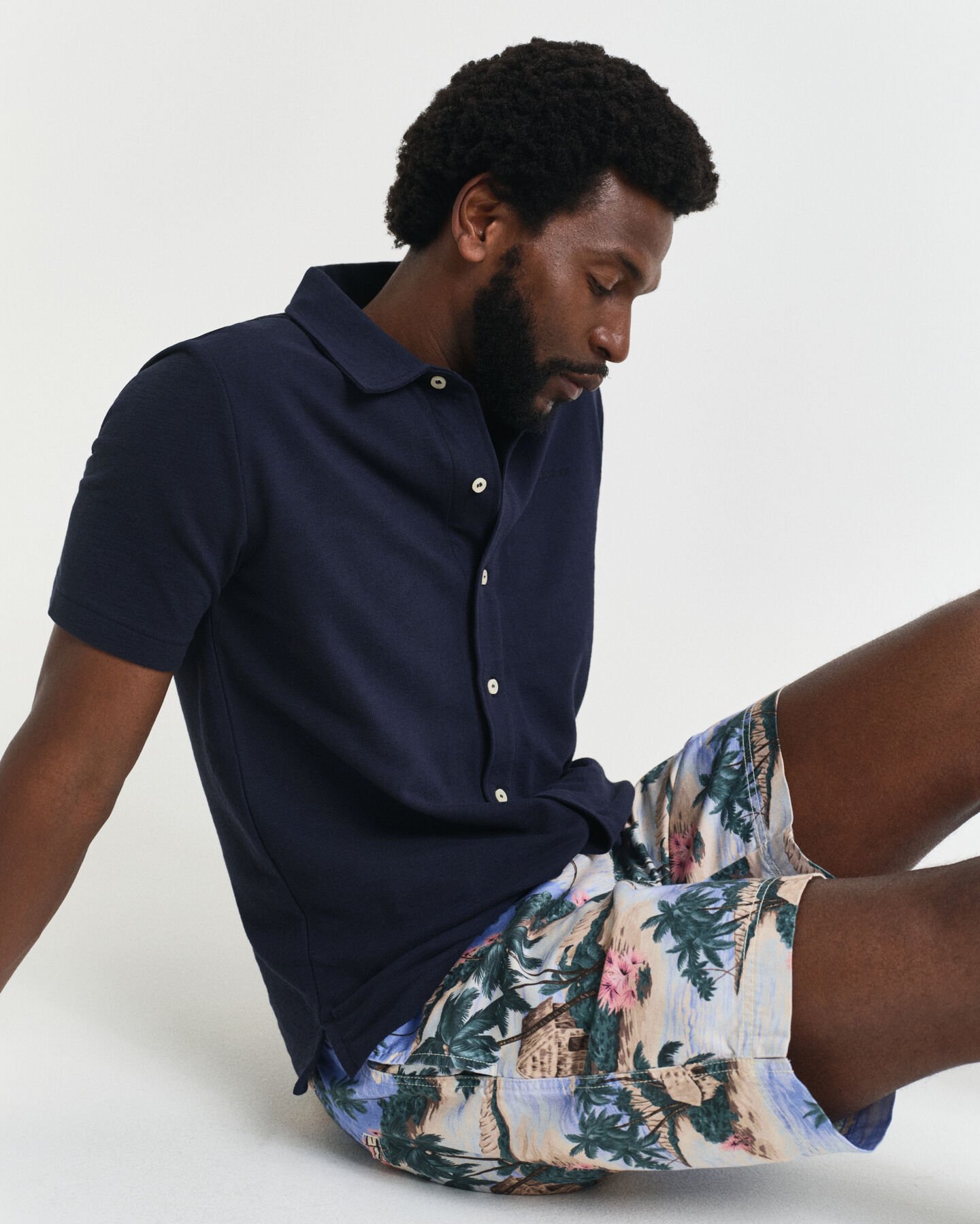 Lyhythihainen kohopintainen paita