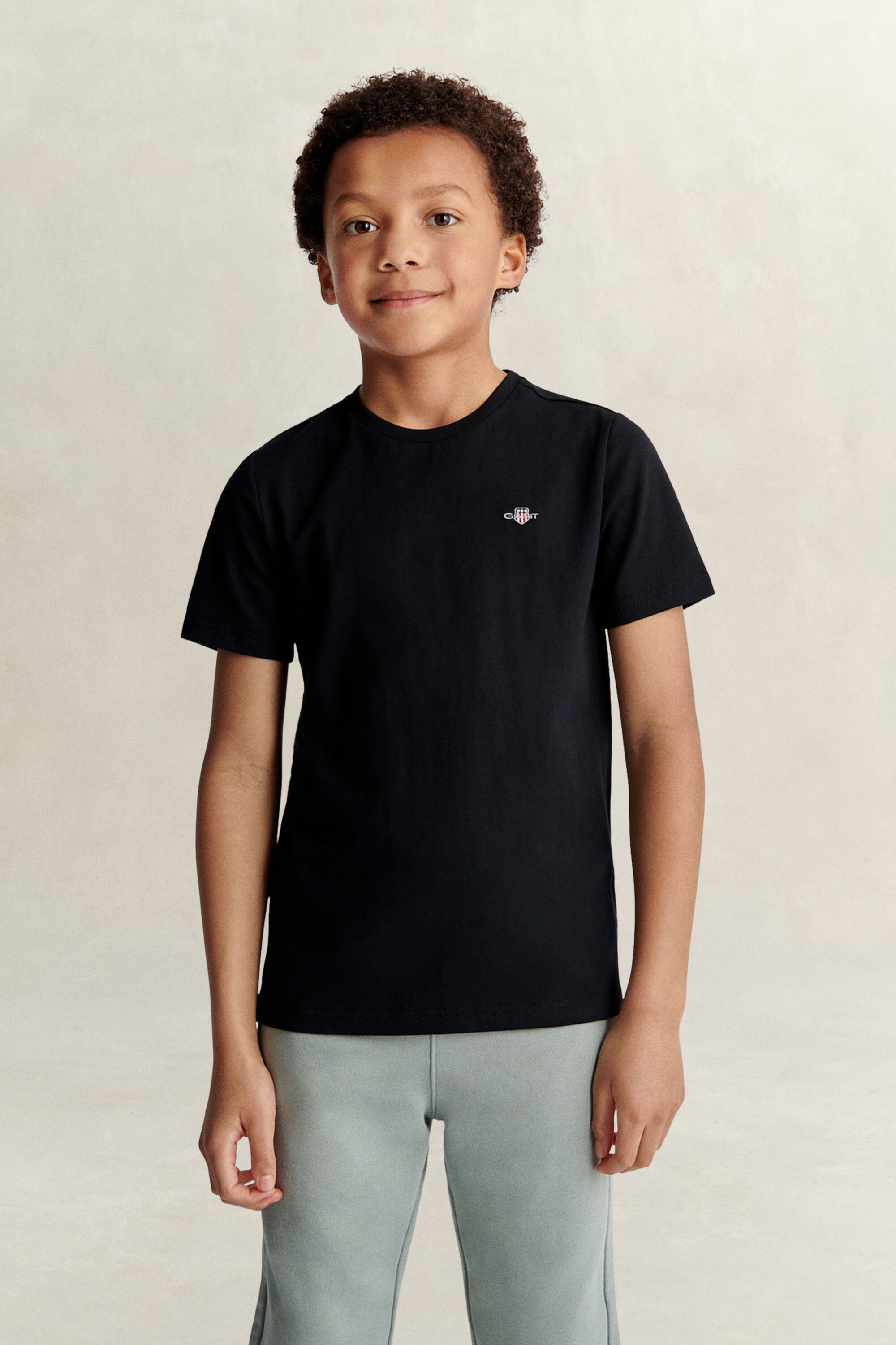 Teens-malliston Shield-t‑paita