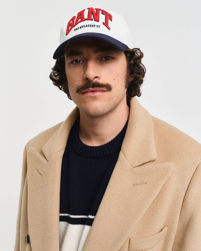 Kaksirivinen villakangastakki