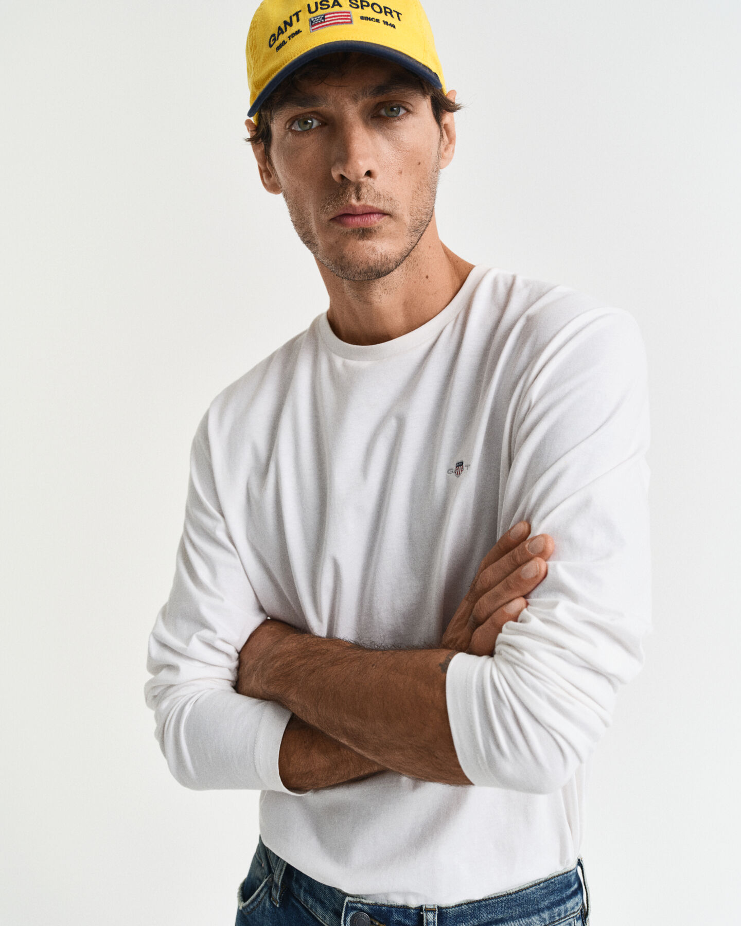 Pitkähihainen Shield-t‑paita