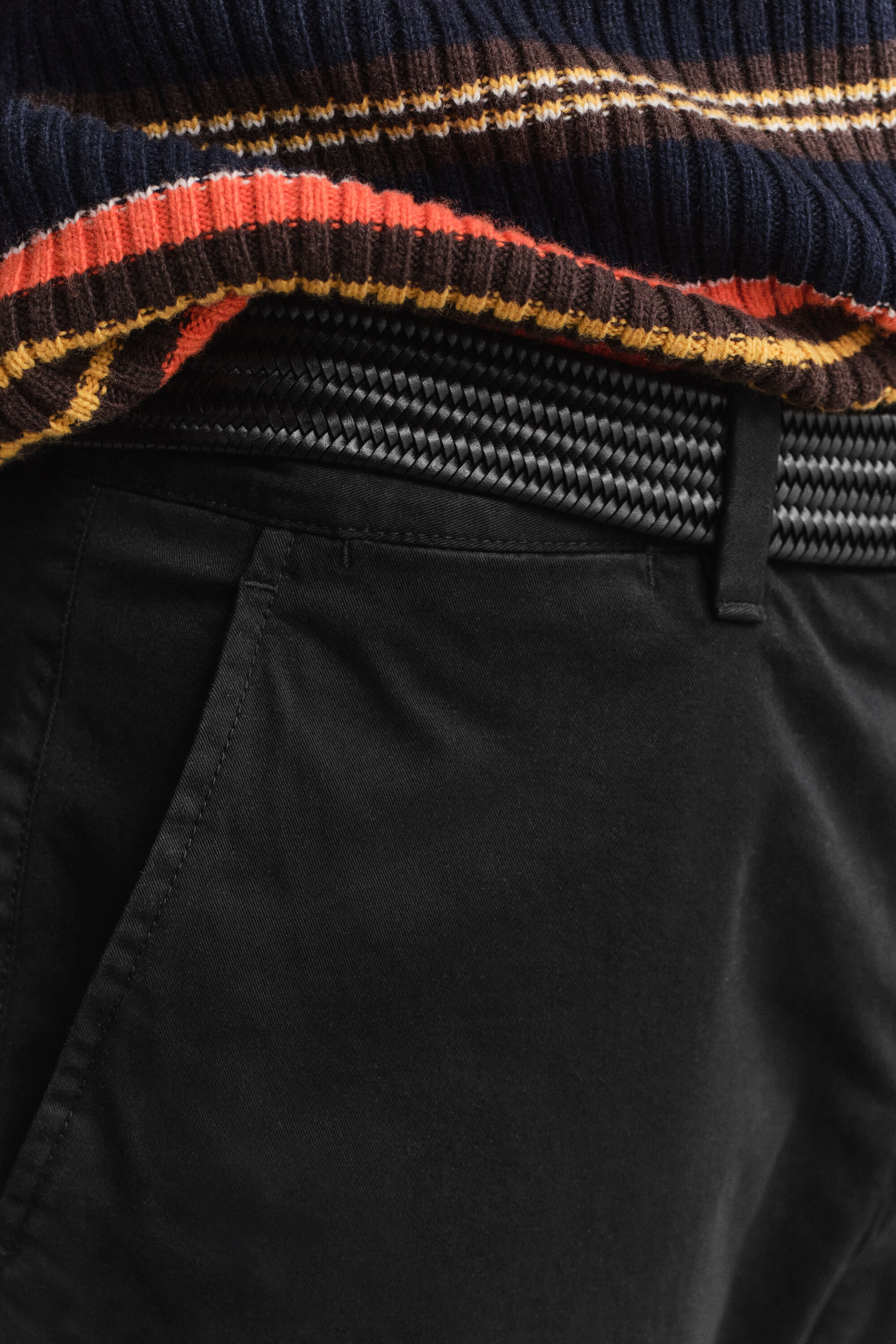 Regular fit ‑mitoitetut klassiset chinot