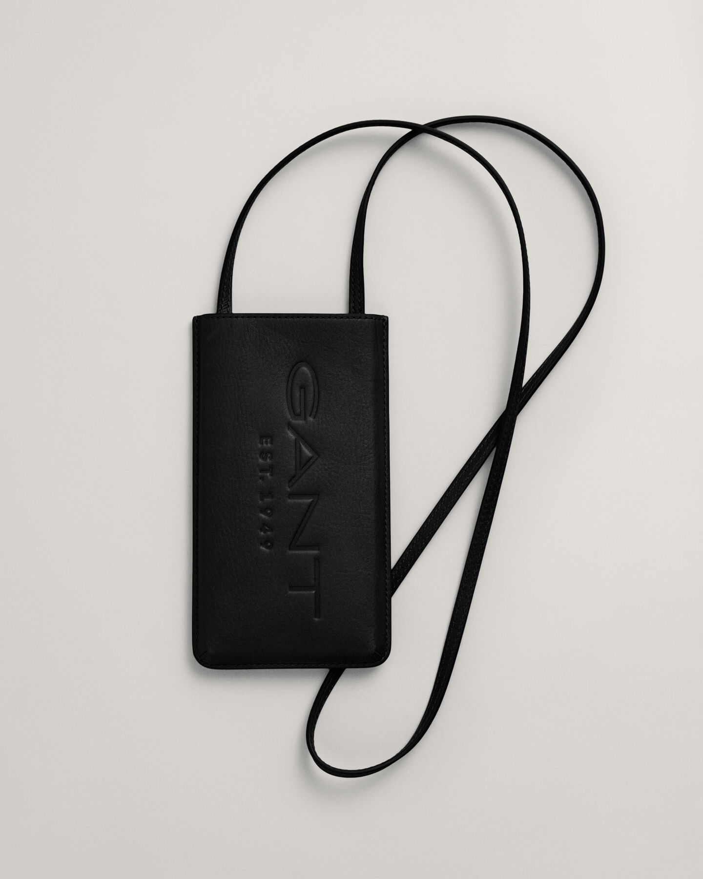 Nahkainen kaulapussi