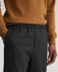 Slim fit ‑mitoitetut Hallden-tvillijoggerit