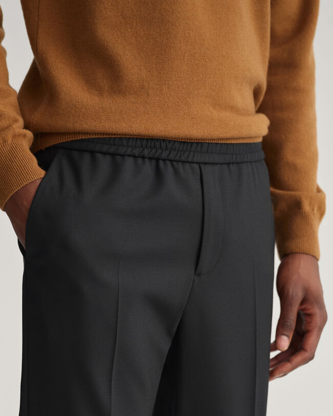 Slim fit ‑mitoitetut Hallden-tvillijoggerit