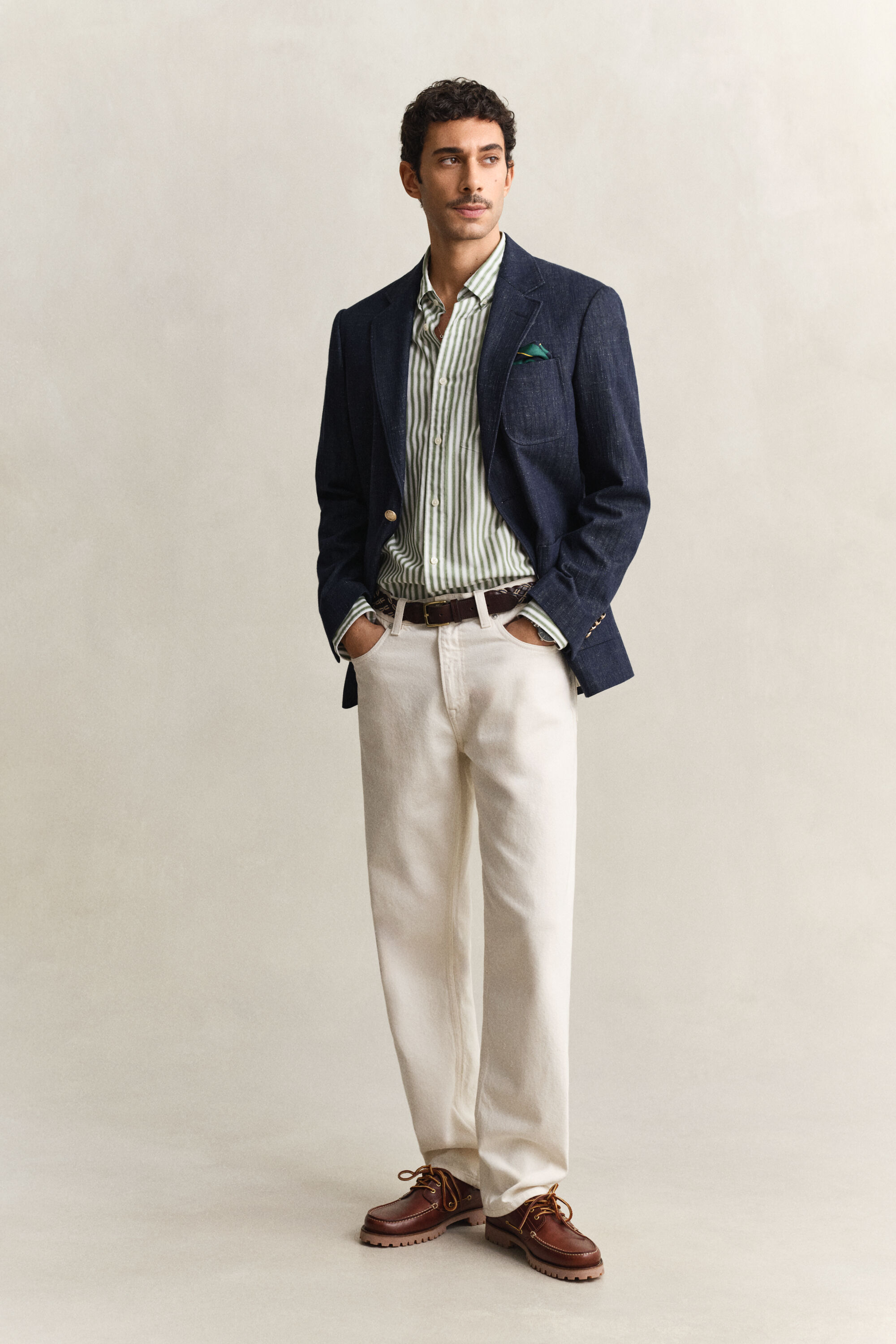 Raidallinen klassinen popliinipaita