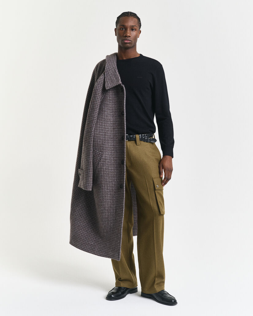 Ohut merinovillaneule, pyöreä pääntie