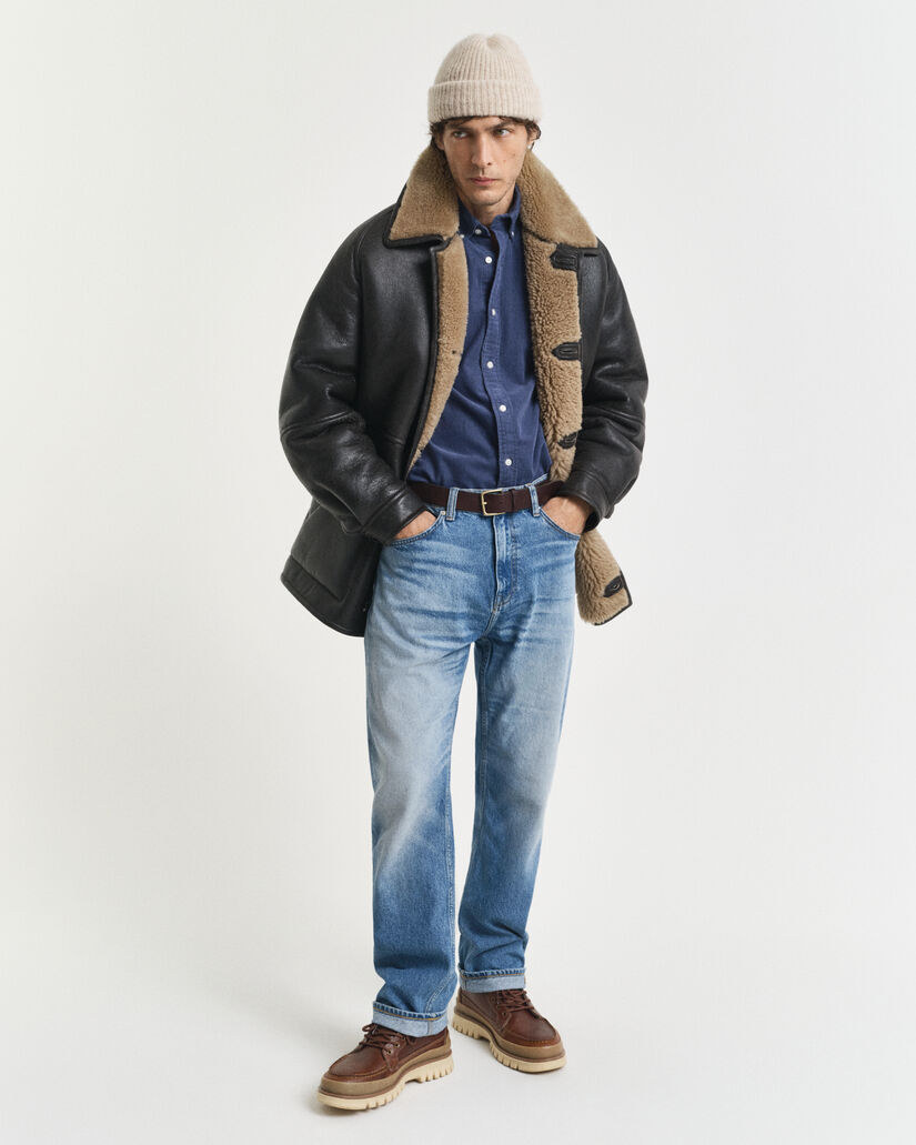 Regular fit ‑mitoitettu puuvillainen vakosamettipaita