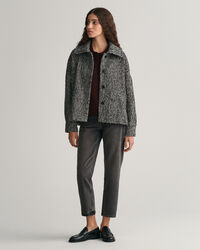 Vajaamittaiset suoralahkeiset farkut