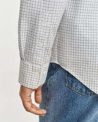 Regular fit ‑mitoitettu klassinen popliiniruutupaita