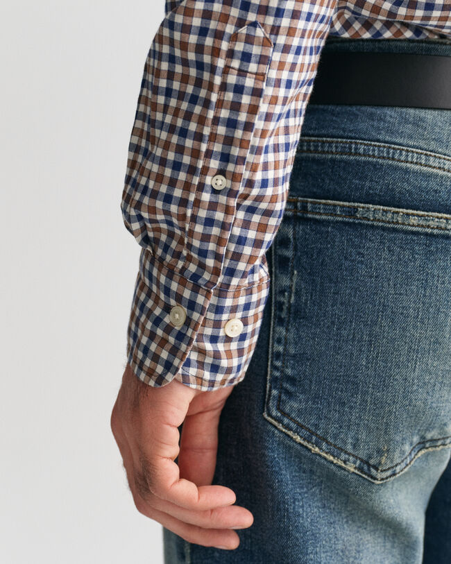 Regular&nbsp;fit ‑mitoitettu gingham-ruutuinen paita kevyest&auml; tvillist&auml;