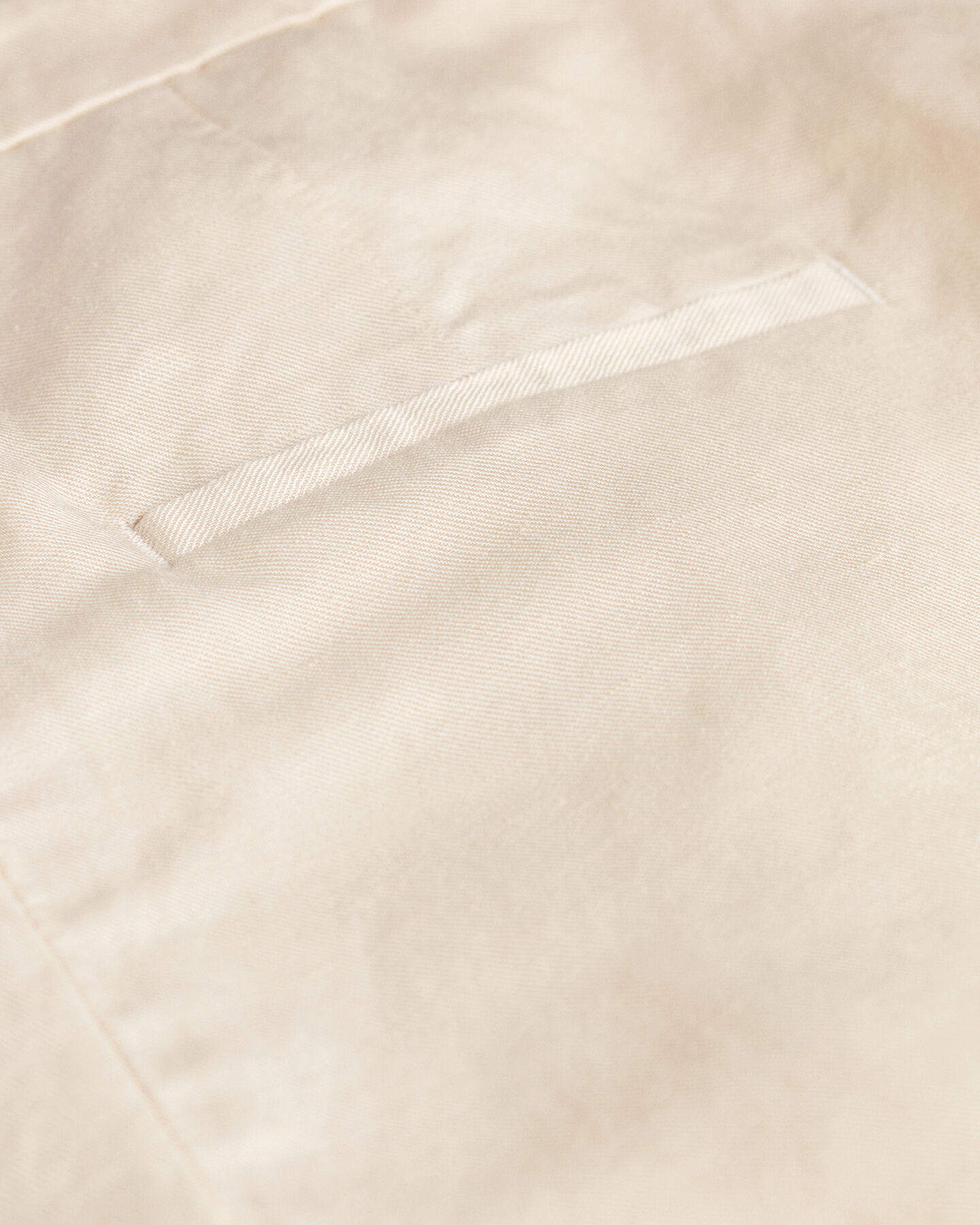 Hyvin istuvat pellavashortsit