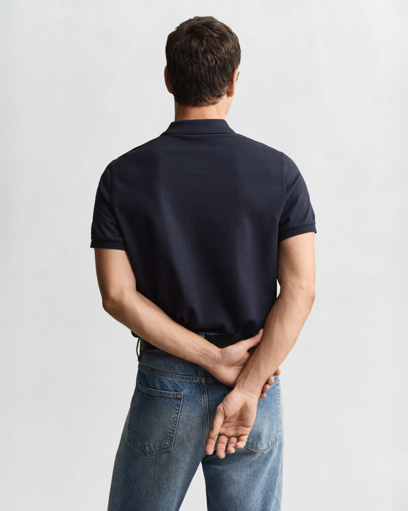 Regular fit -mitoitettu Shield-pikeepaita