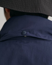 Raglanhihainen takki