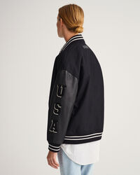 Ylisuuri GANT Varsity Jacket
